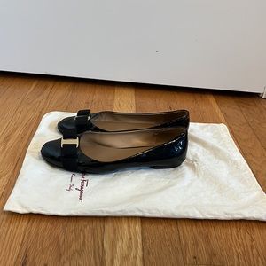 Salvatore Ferragamo Varina Ballet Flat Size 8